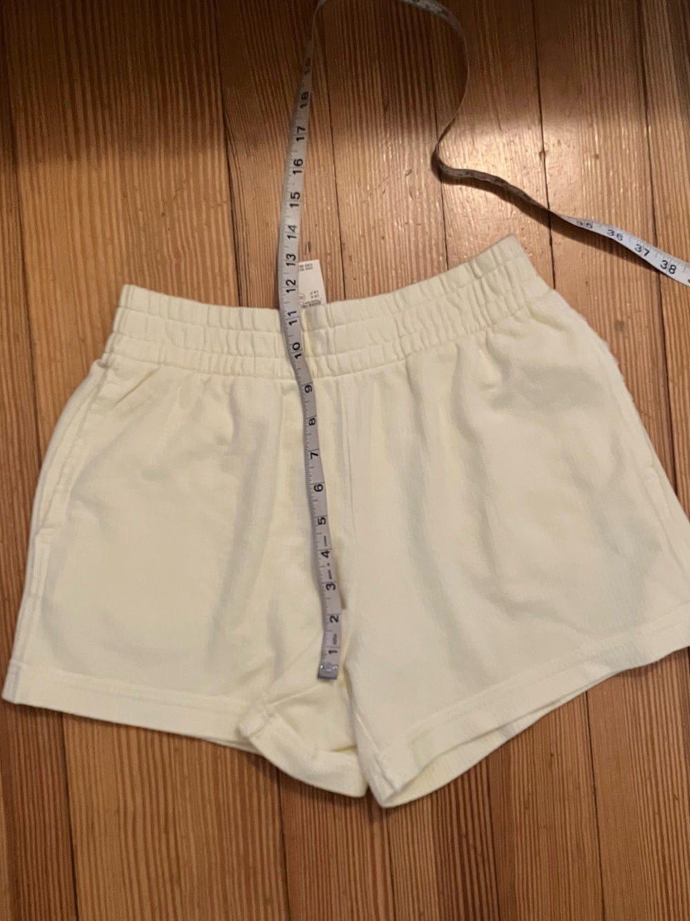 NWT Aerie Vacay Short in Cozy Yellow Sz S - Picture 8 of 13